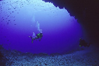 Immerse yourself in the best seabed in Italy 